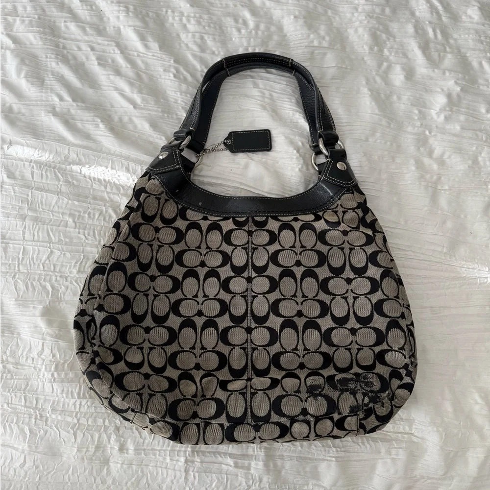 Coach Black and grey Signature Shoulder Hobo - Picture 2 of 9